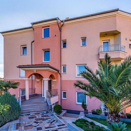 Istriensonne - Apartments Veruda Mit Grillterrasse Pula Exteriér fotografie