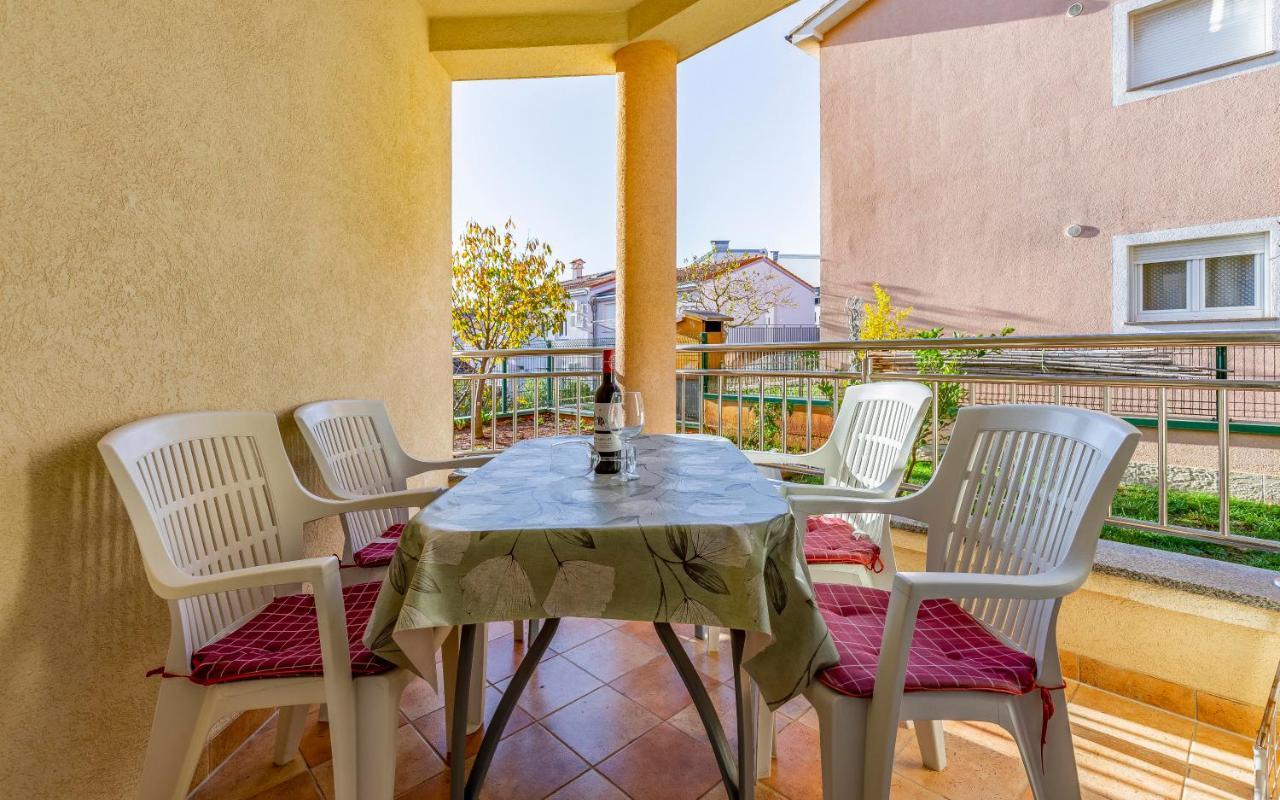 Istriensonne - Apartments Veruda Mit Grillterrasse Pula Exteriér fotografie