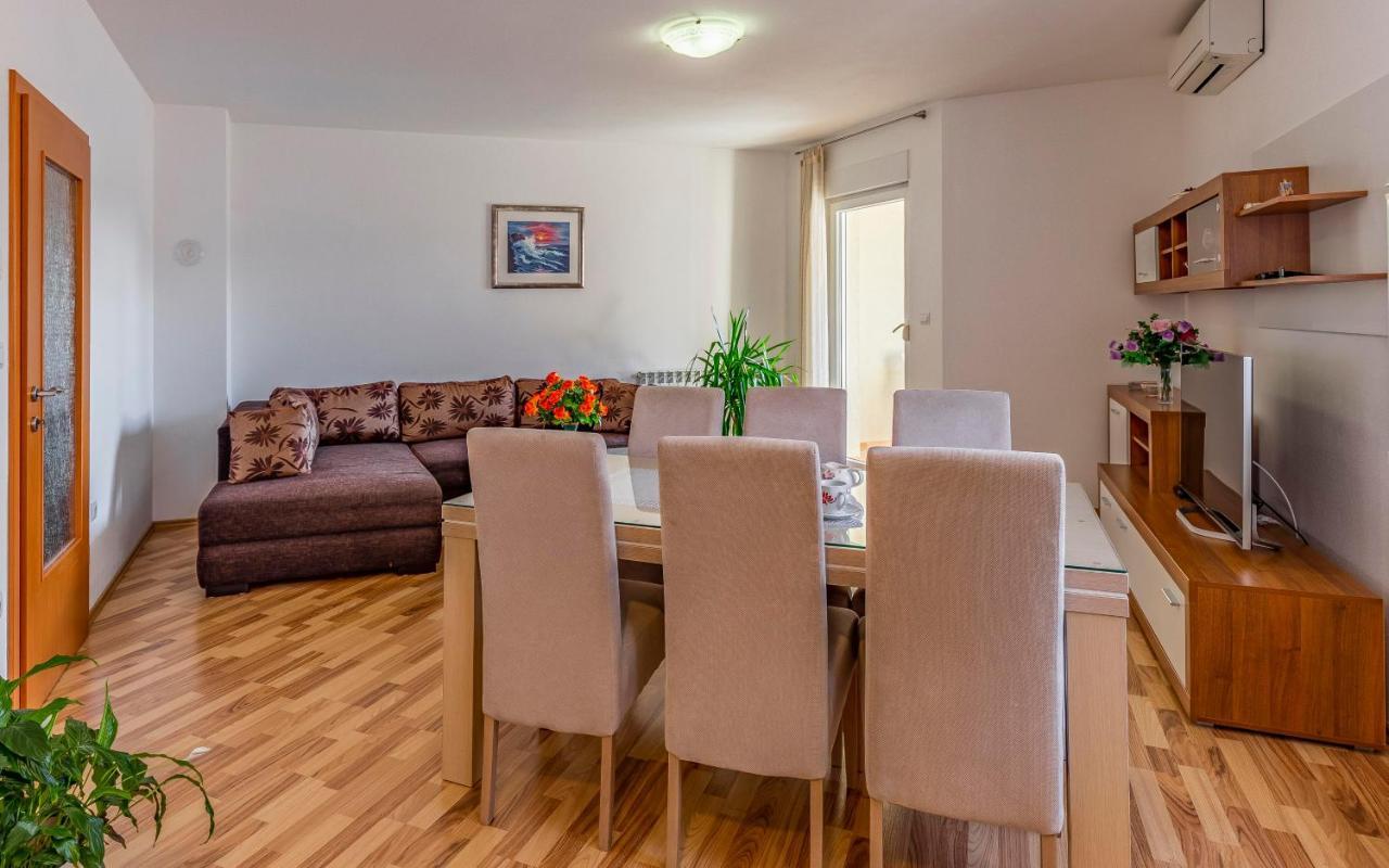 Istriensonne - Apartments Veruda Mit Grillterrasse Pula Exteriér fotografie