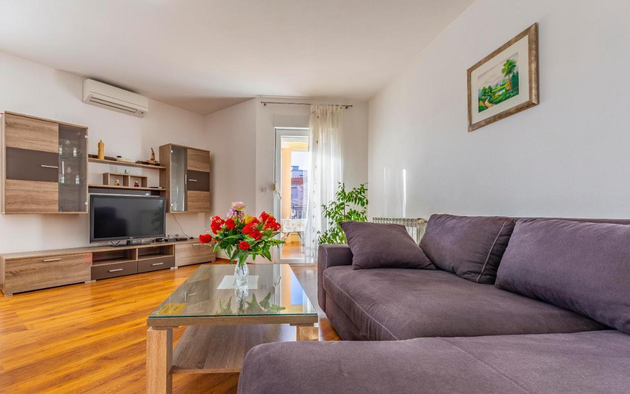 Istriensonne - Apartments Veruda Mit Grillterrasse Pula Exteriér fotografie