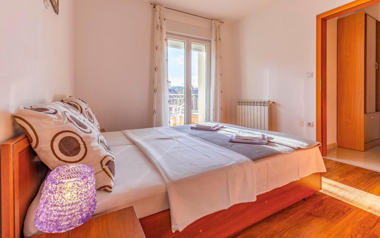 Istriensonne - Apartments Veruda Mit Grillterrasse Pula Exteriér fotografie