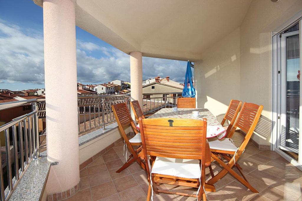 Istriensonne - Apartments Veruda Mit Grillterrasse Pula Exteriér fotografie